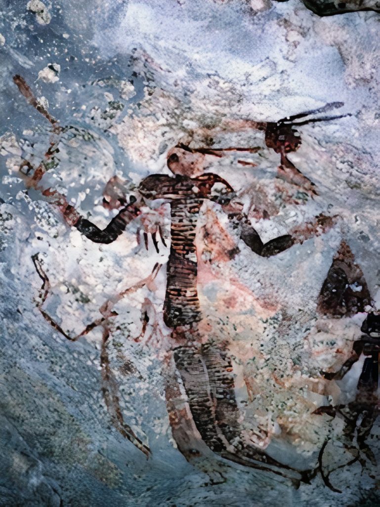 A Bent Knee Figure with similar bands of body decoration